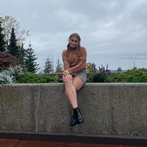 Meet your Posher, Hayleigh